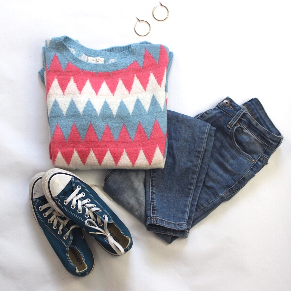 Funky Patterned Sweater - Picture 3 of 6